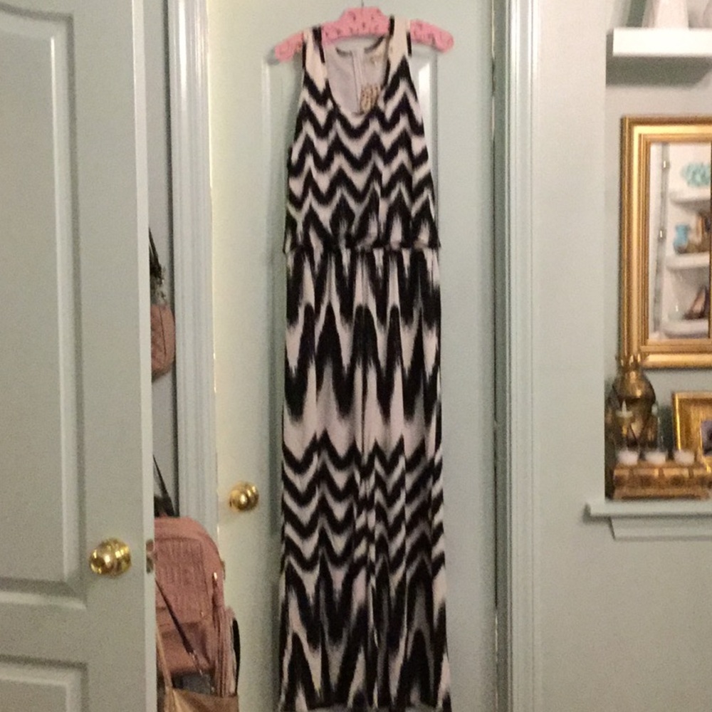 Sleeveless jumpsuit